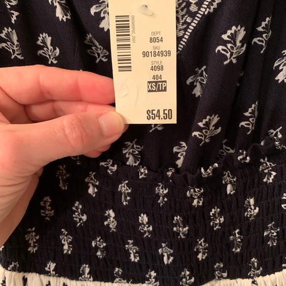 Adorable NWT blue/white dress - Picture 5 of 5